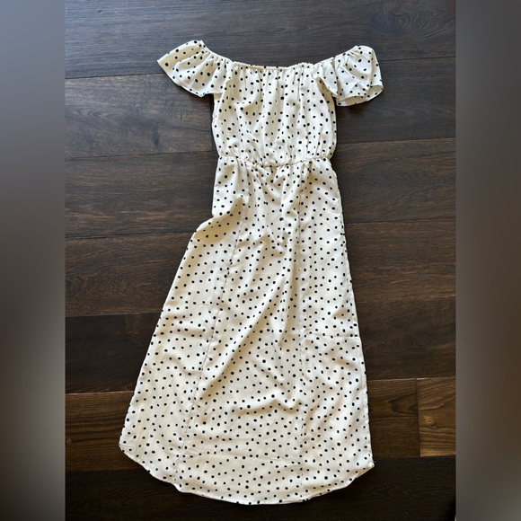 Amuse Society • Off the Shoulder Midi-Dress - Picture 3 of 5